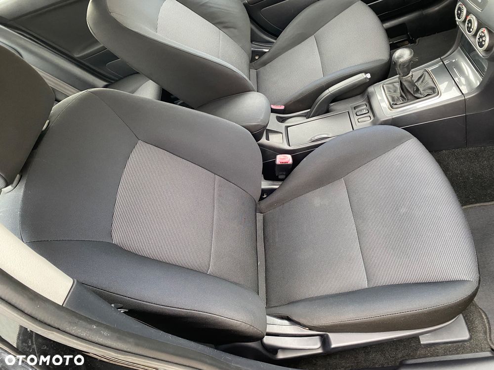 Mitsubishi Lancer 1.8 Intense - 13