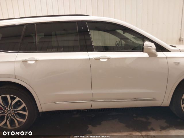 Cadillac XT6 - 7