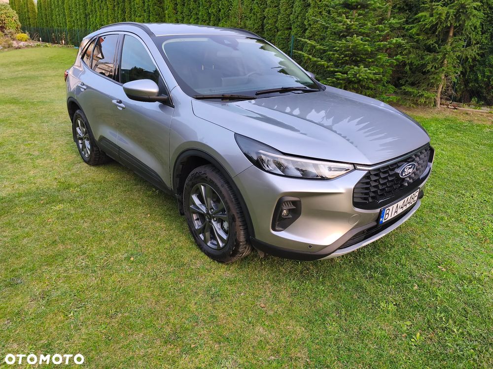 Ford Kuga - 4