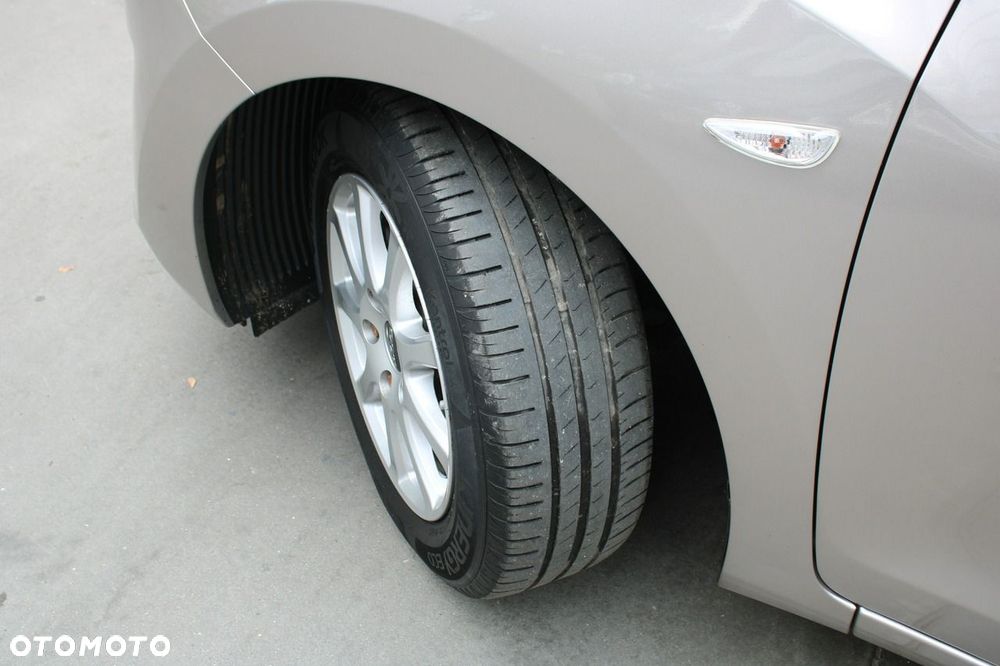 Hyundai i30 1.4 Family+ - 33