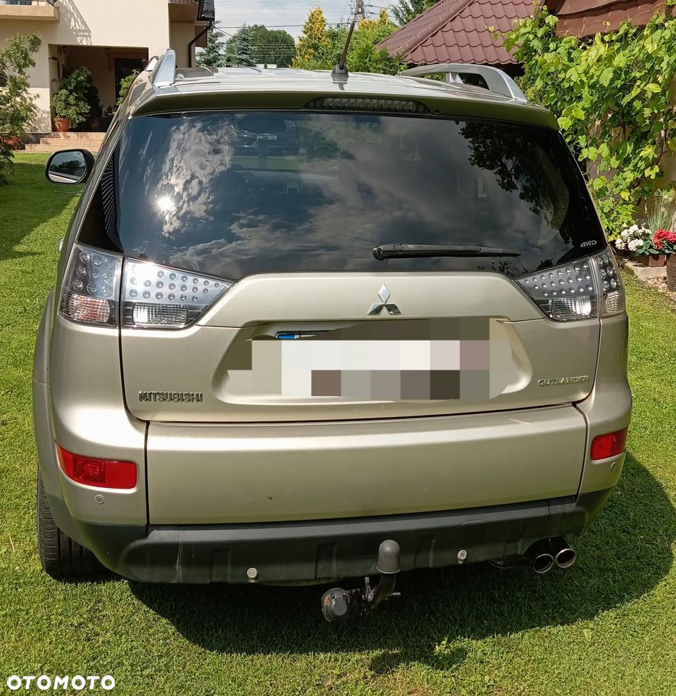 Mitsubishi Outlander 2.0 DID Instyle - 6