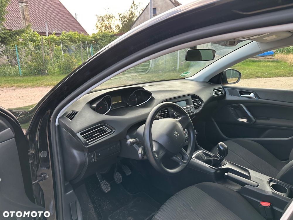 Peugeot 308 - 16