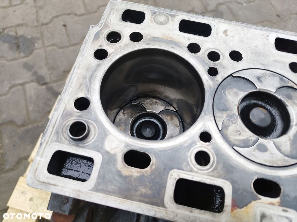 DOL SILNIKA BLOK TLOKI WAL MASTER MOVANO INTERSTAR 2.5 DCI 03-07R - 9