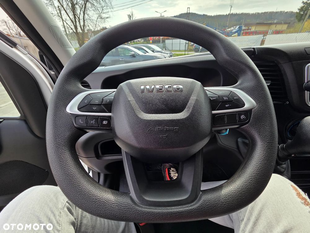 Iveco 35S16 Chłodnia CARIRER 350 xarios rej.03/2024 km40000 automat - 11