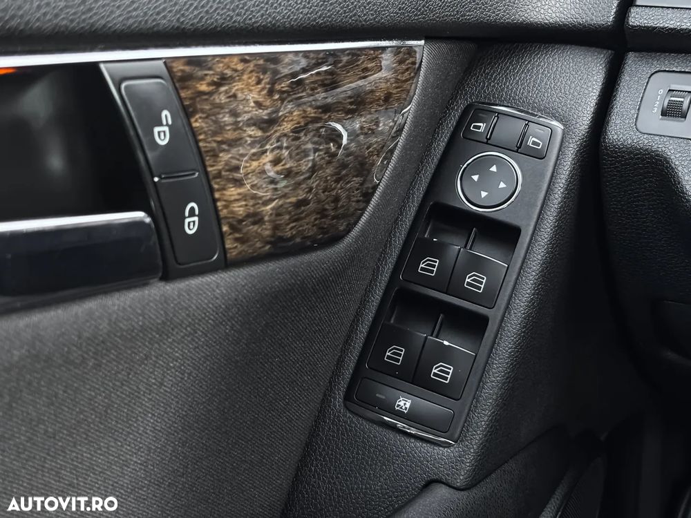 Mercedes-Benz C - 17