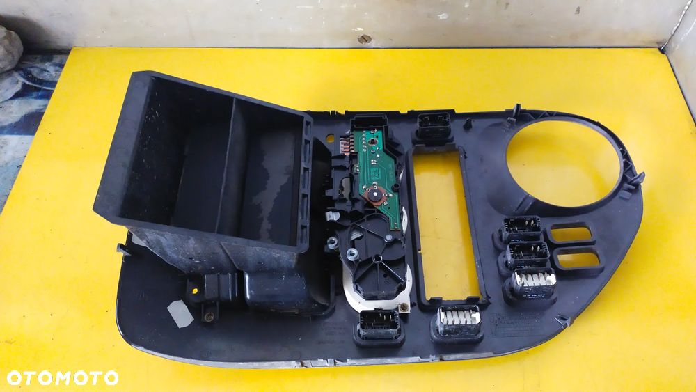 PANEL STEROWANIA MERCEDES W168 - 3