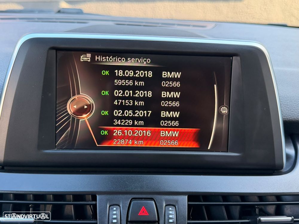 BMW 218 Gran Tourer i 7L Pack M - 23