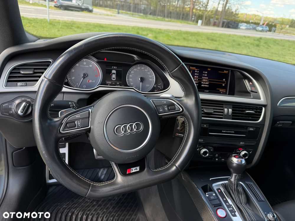 Audi S4 Limousine - 36