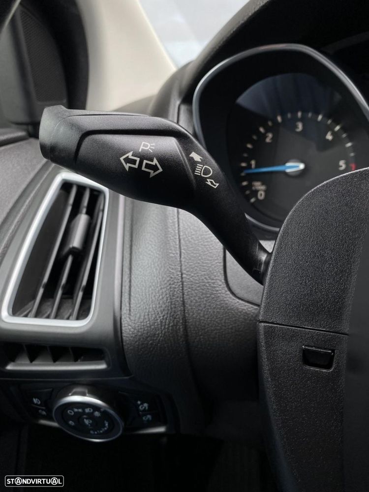 Ford Focus SW 1.5 TDCi Titanium - 14