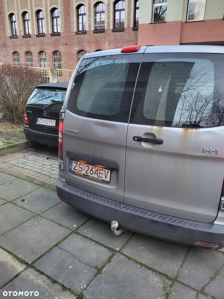 Hyundai H-1 - 3