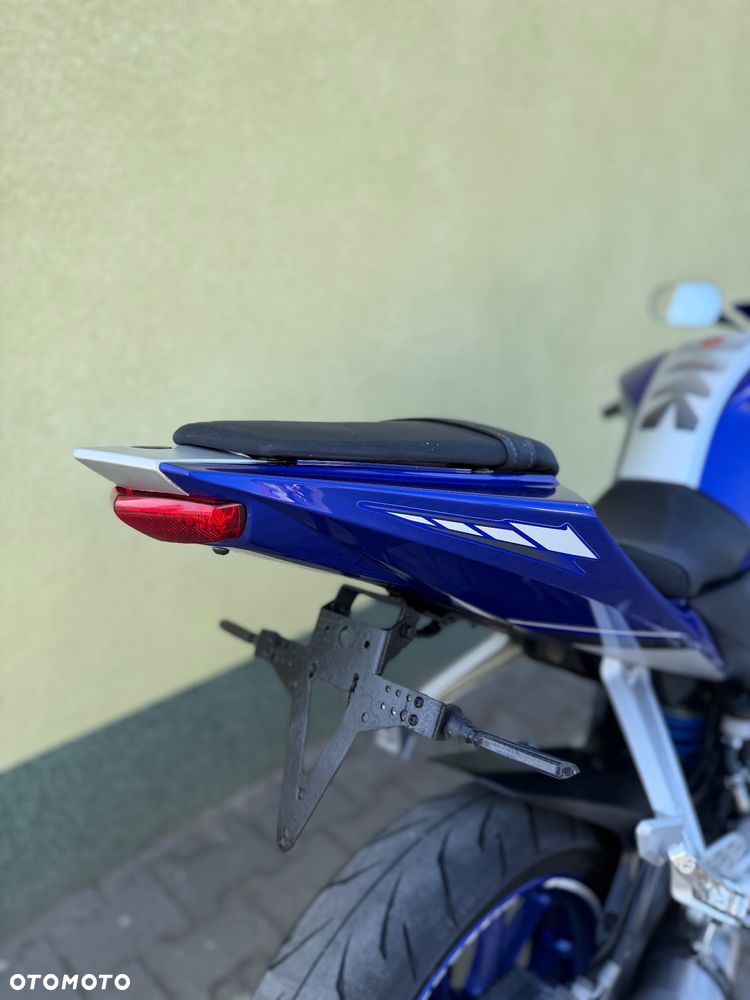 Yamaha YZF - 11