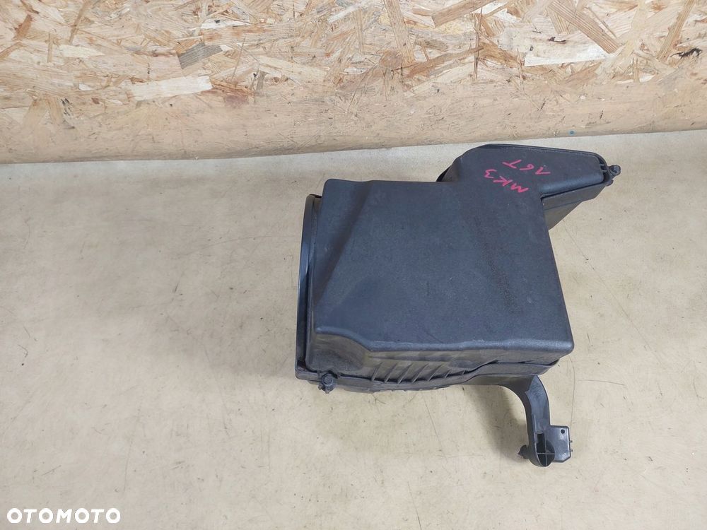 FOCUS MK3 1.6 ECOBOOST OBUDOWA FILTRA POWIETRZA AV619600 - 3