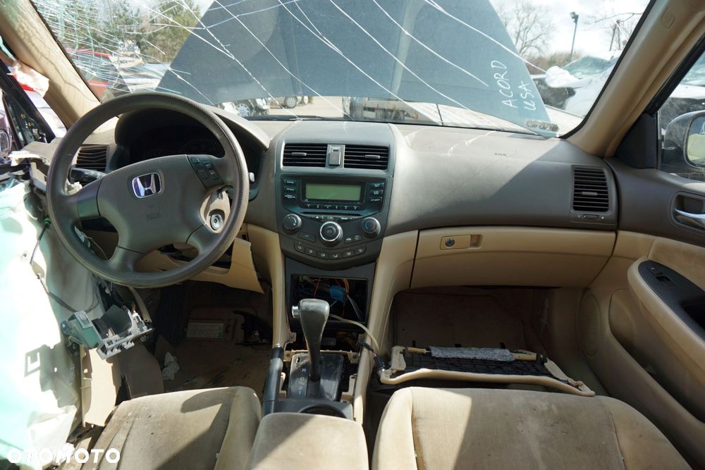 HONDA ACCORD VII SEDAN 2006 2.4 16V K24A 190KM  na części - 11