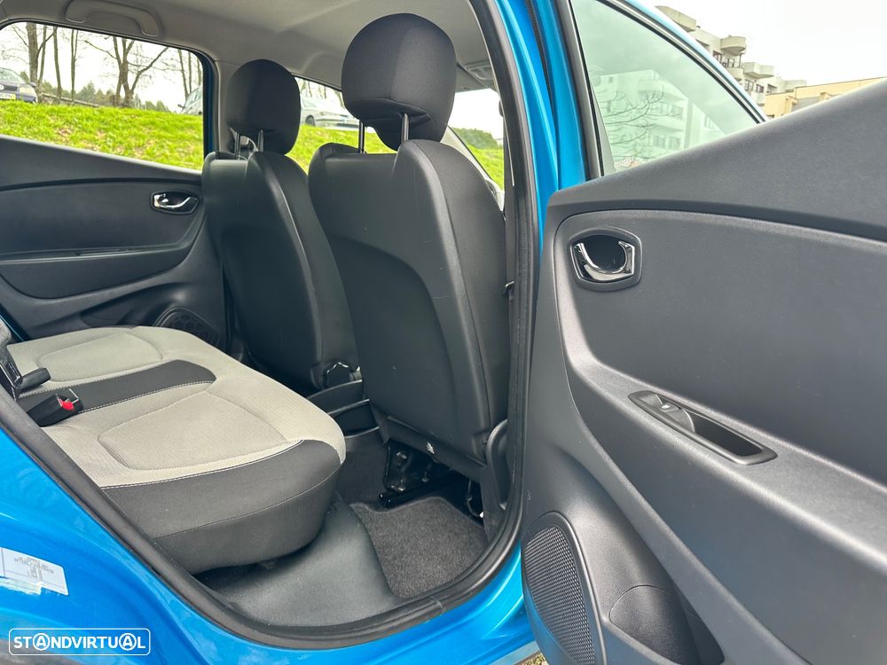 Renault Captur dCi 90 EDC Dynamique - 27