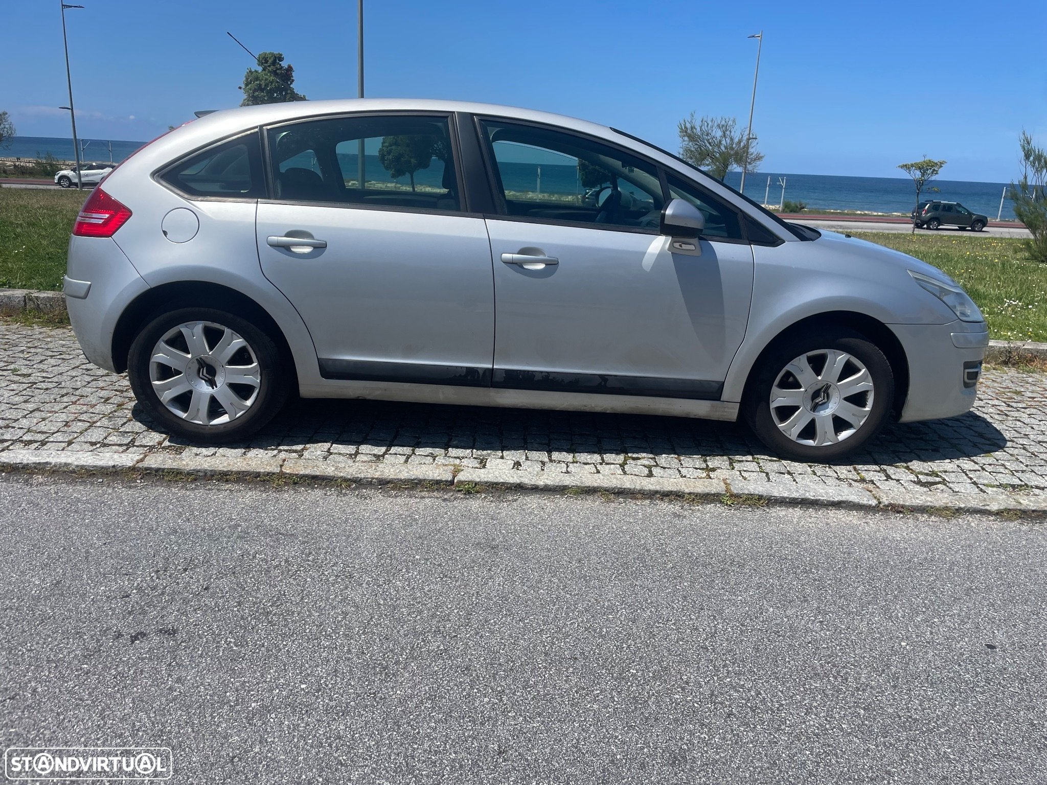 Citroën C4 1.6 HDi Attraction - 2