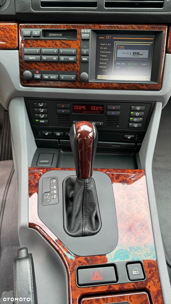 BMW Seria 5 - 29