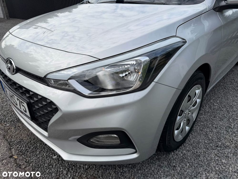 Hyundai i20 blue 1.2 Classic - 7