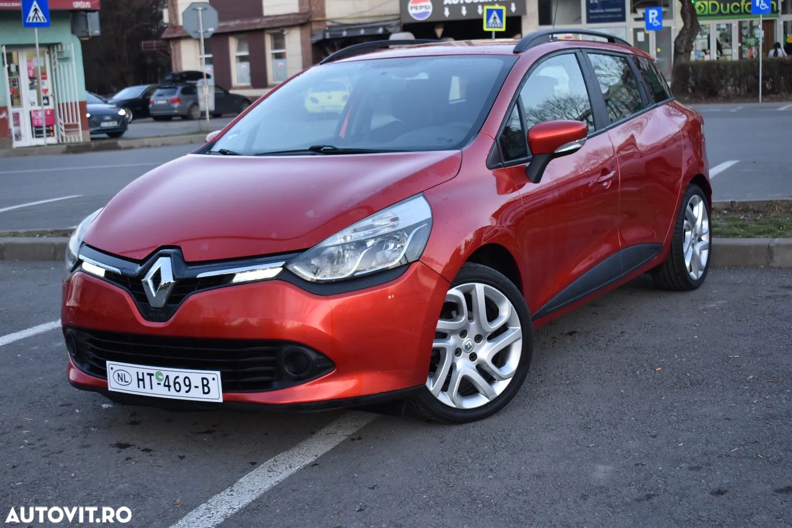 Renault Clio - 1