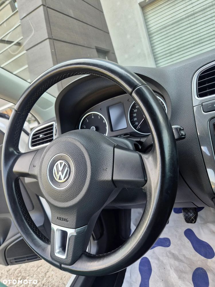 Volkswagen Polo 1.4 16V Highline - 28
