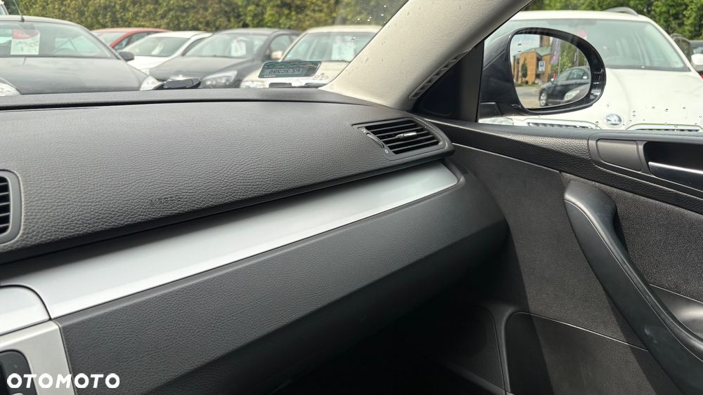 Volkswagen Passat 2.0 TDI Comfortline DSG - 37