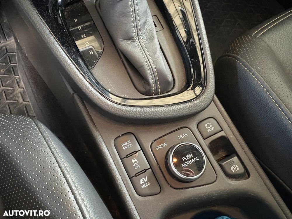 Toyota Yaris Cross 1.5 VVT-i HSD 4x4 Exclusive Premiere - 8