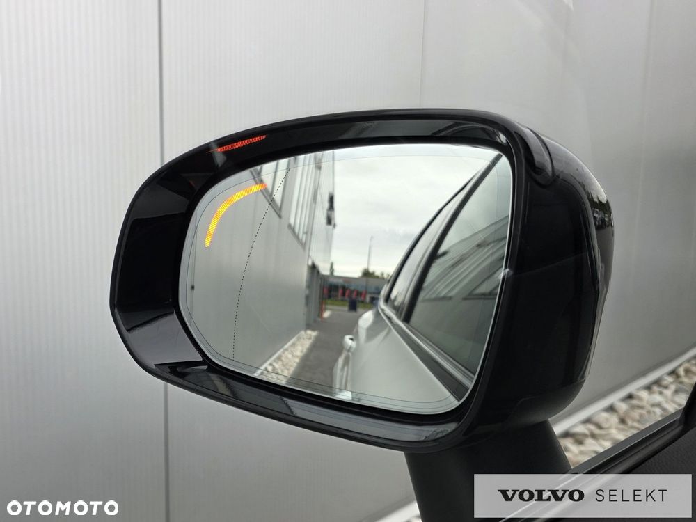Volvo XC 60 - 35