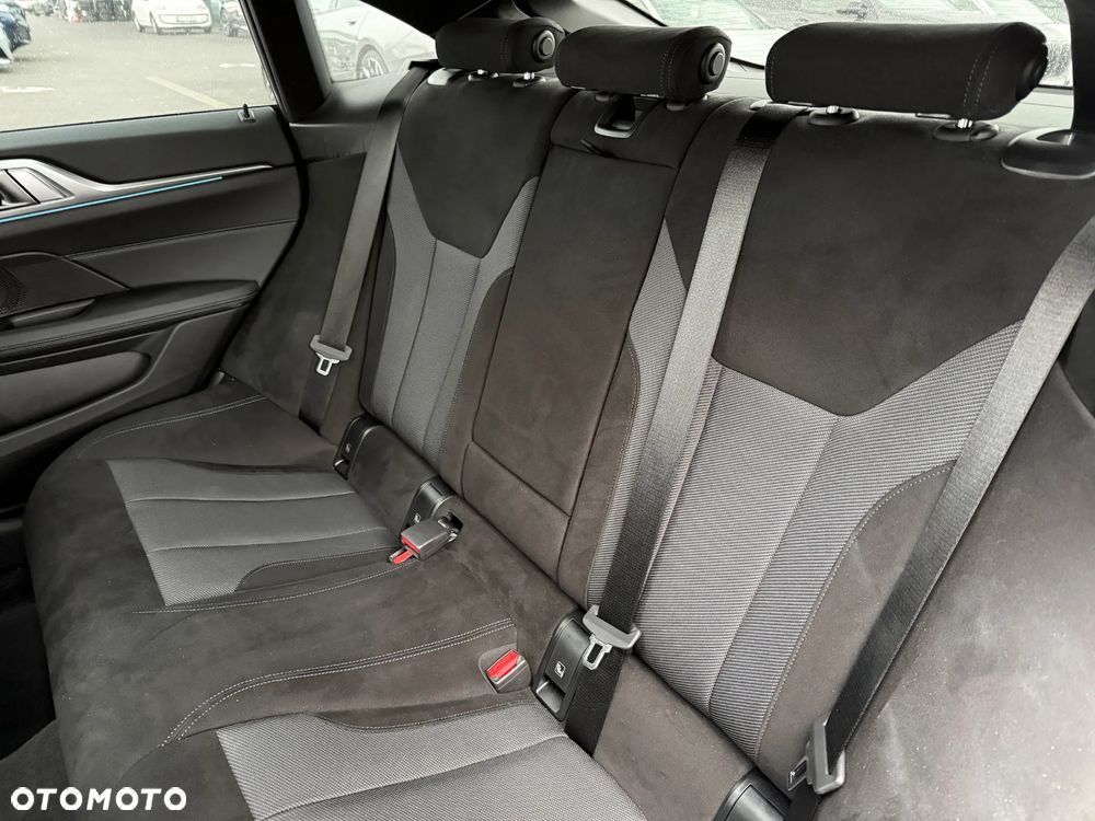 BMW Seria 4 430i xDrive M Sport - 32