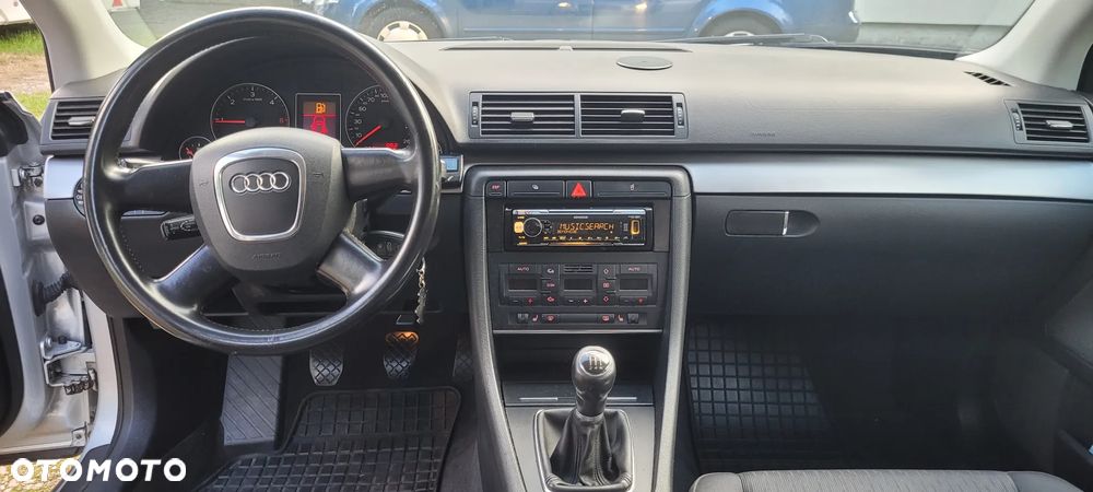 Audi A4 Avant 1.9 TDI - 25