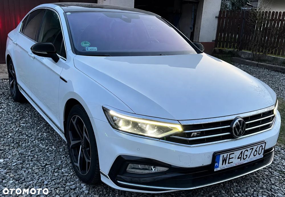 Volkswagen Passat 2.0 TSI Elegance DSG - 2