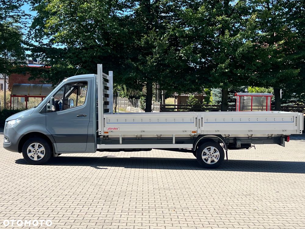 Mercedes-Benz Sprinter - 8