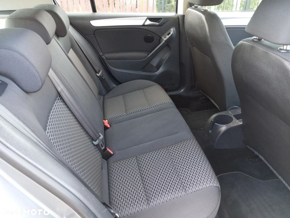 Volkswagen Golf VI 1.6 Comfortline - 7