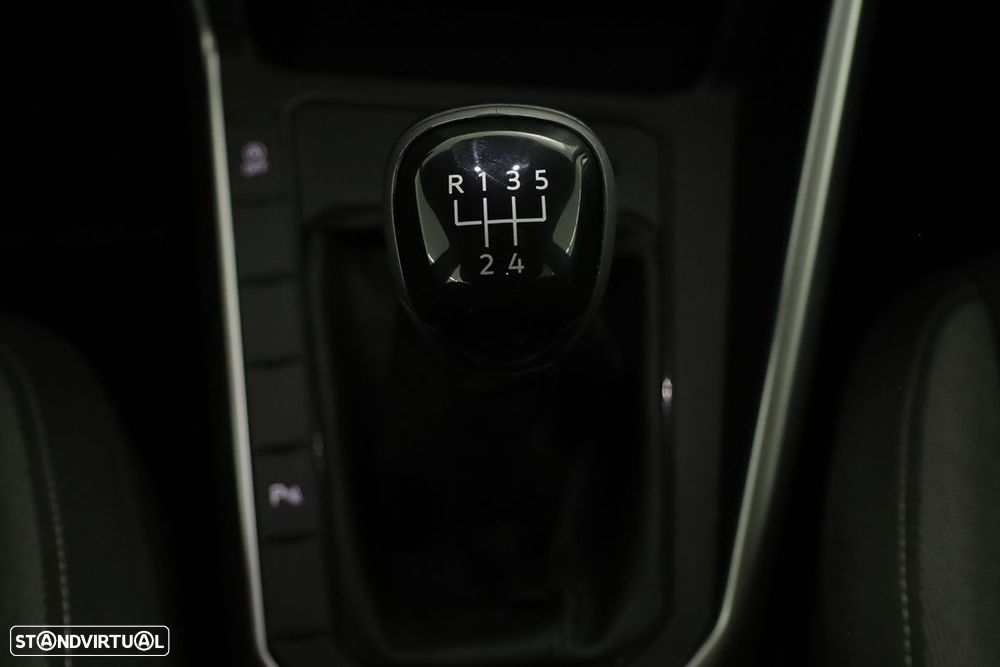 VW Taigo 1.0 TSI Urban - 13