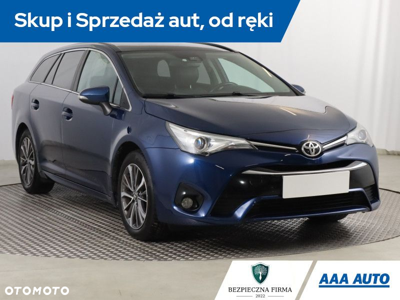 Toyota Avensis - 2
