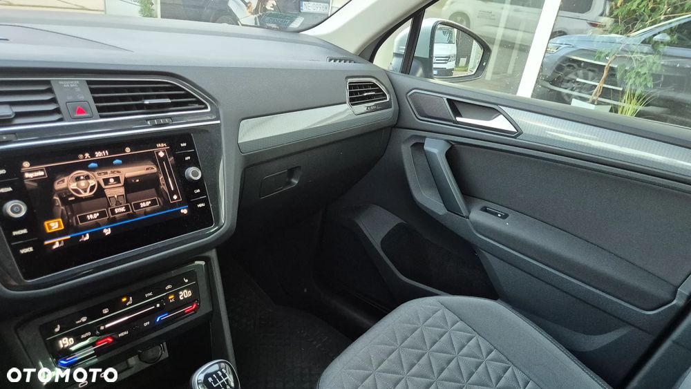 Volkswagen Tiguan 1.5 TSI EVO Comfortline - 35