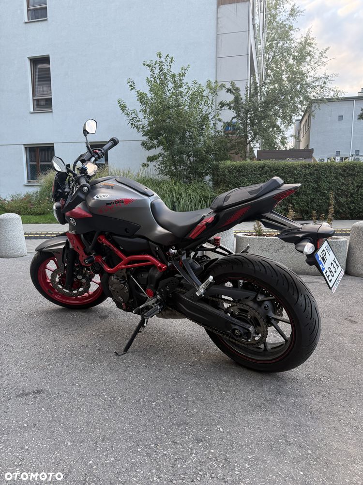 Yamaha MT - 9
