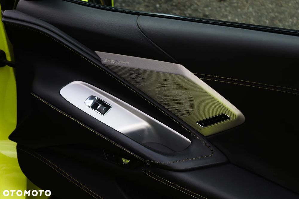 Chevrolet Corvette Stingray 3LT 6.2 V8 Automatik - 29