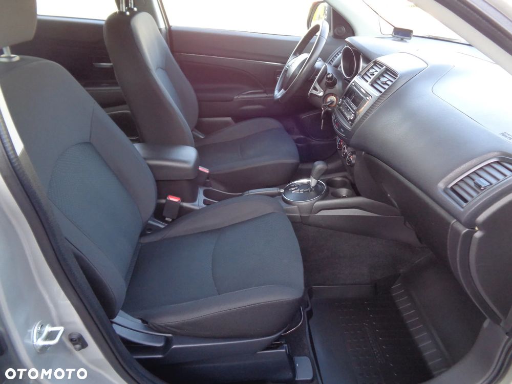 Mitsubishi ASX - 19