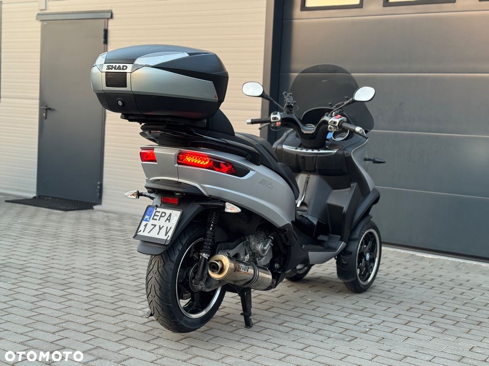 Piaggio MP-3 - 8