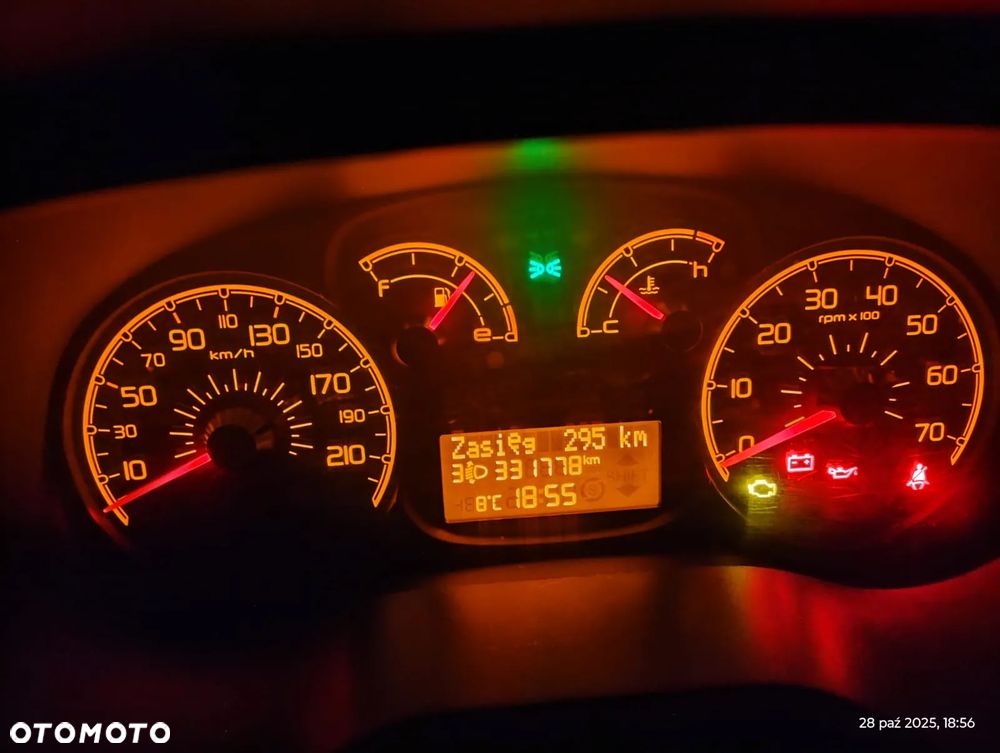 Fiat Doblo 2.0 Multijet 16V Emotion - 14