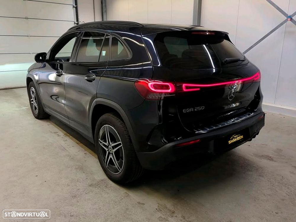 Mercedes-Benz EQA 250 AMG Line - 4