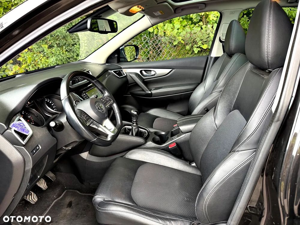 Nissan Qashqai 1.6 DCi Tekna EU6 - 10