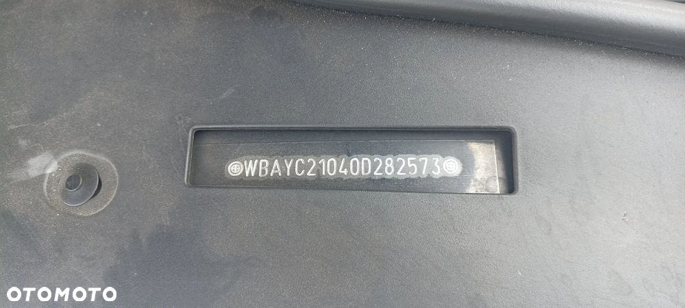 BMW Seria 7 730d - 36