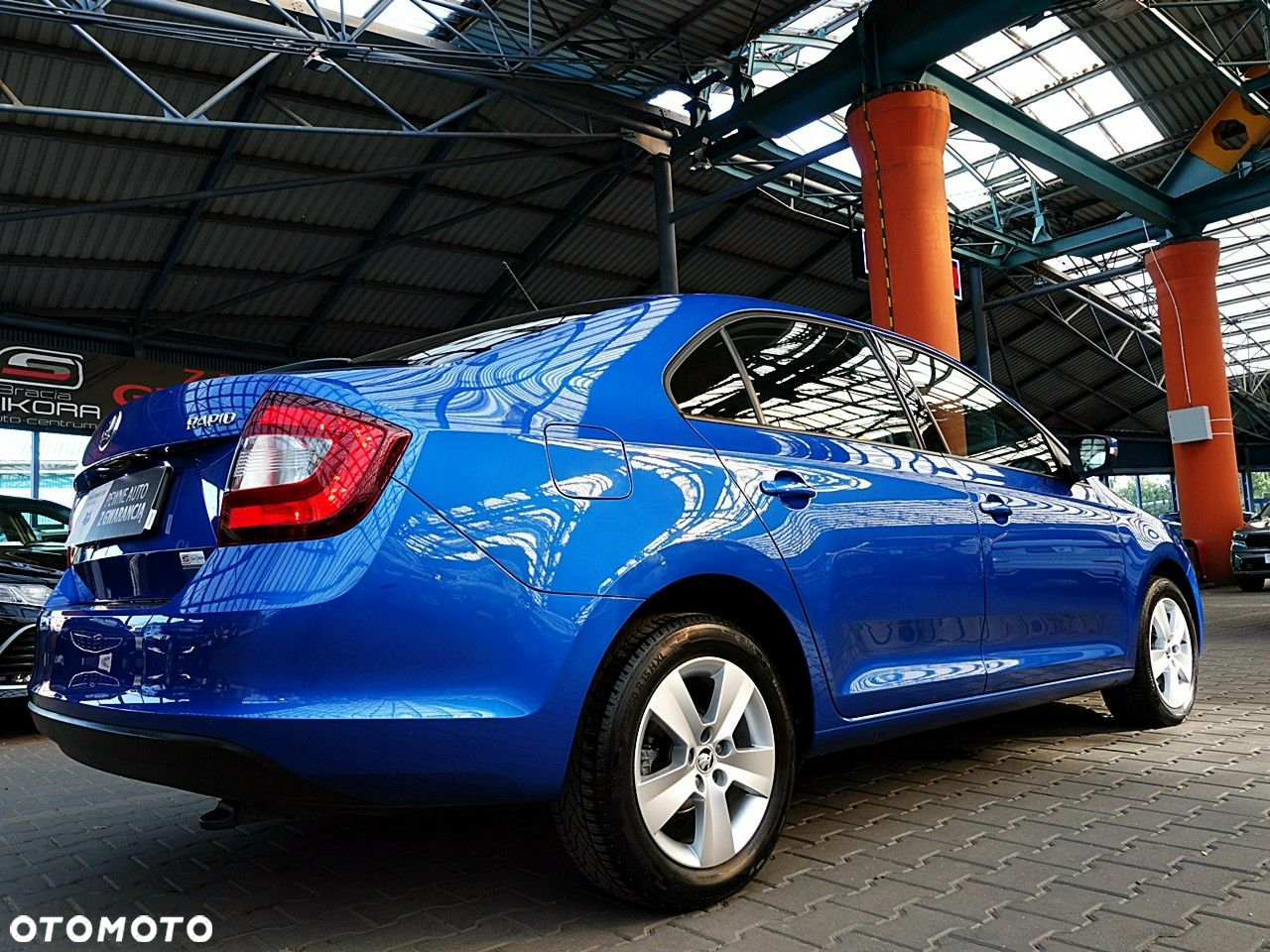 Skoda RAPID - 7