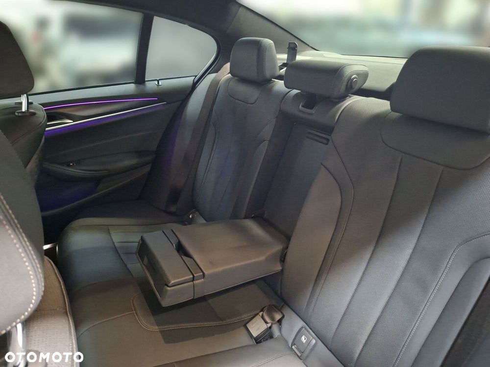 BMW Seria 5 - 17