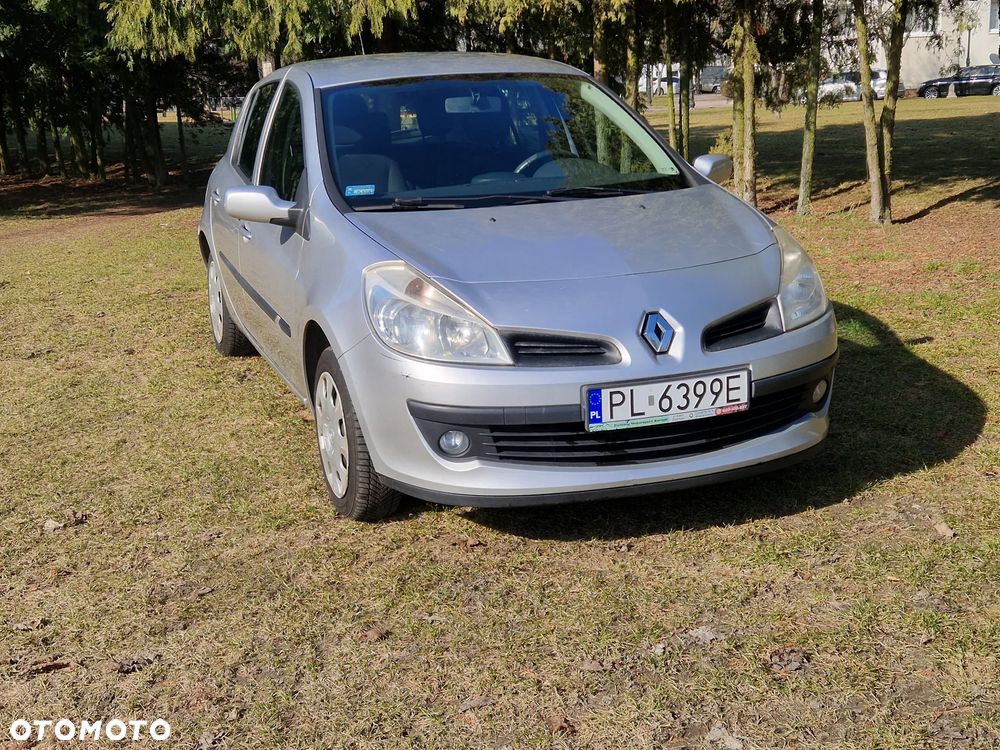Renault Clio - 13