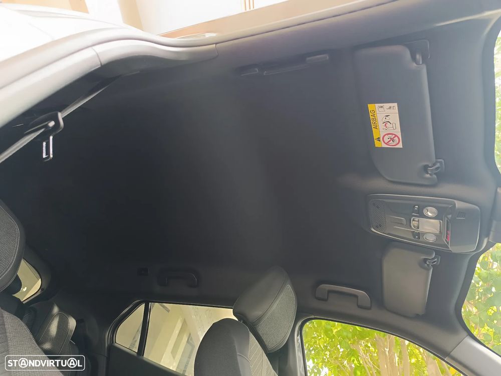 Peugeot 2008 1.2 PureTech Allure Pack - 27