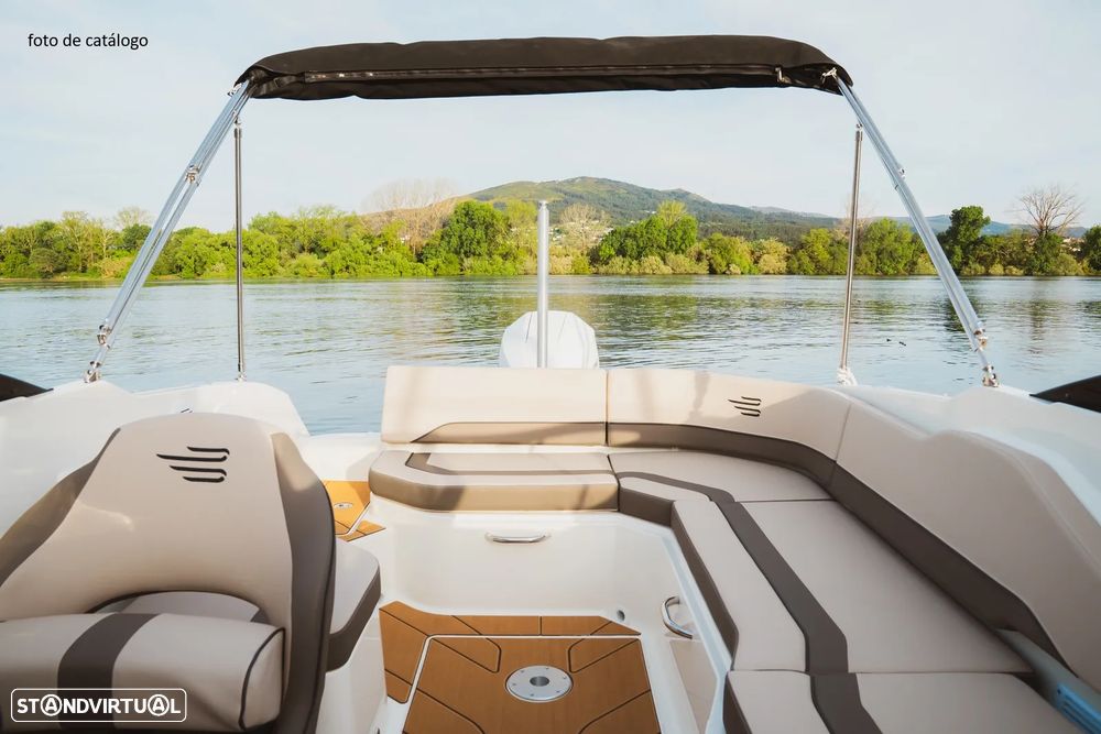 Bayliner C21 OB - 12