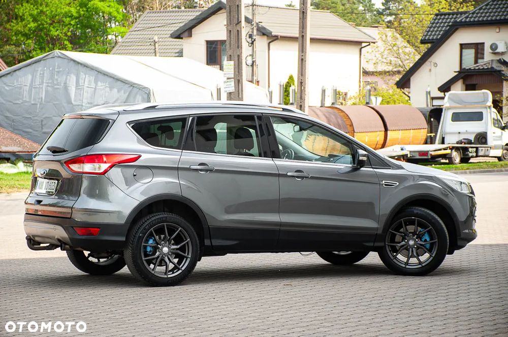 Ford Kuga 2.0 TDCi 2x4 Titanium - 19