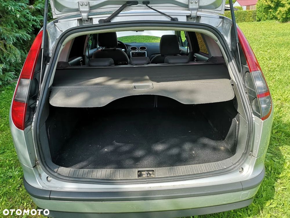 Ford Focus 1.6 TDCi DPF Ghia - 7