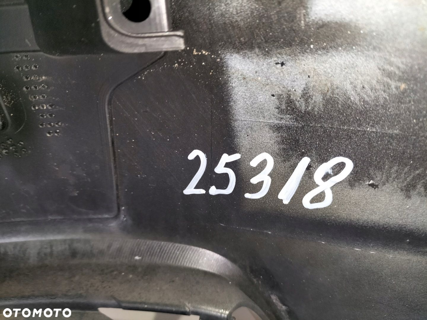 Zderzak przedni przód AUDI A6 C8 18- - 11
